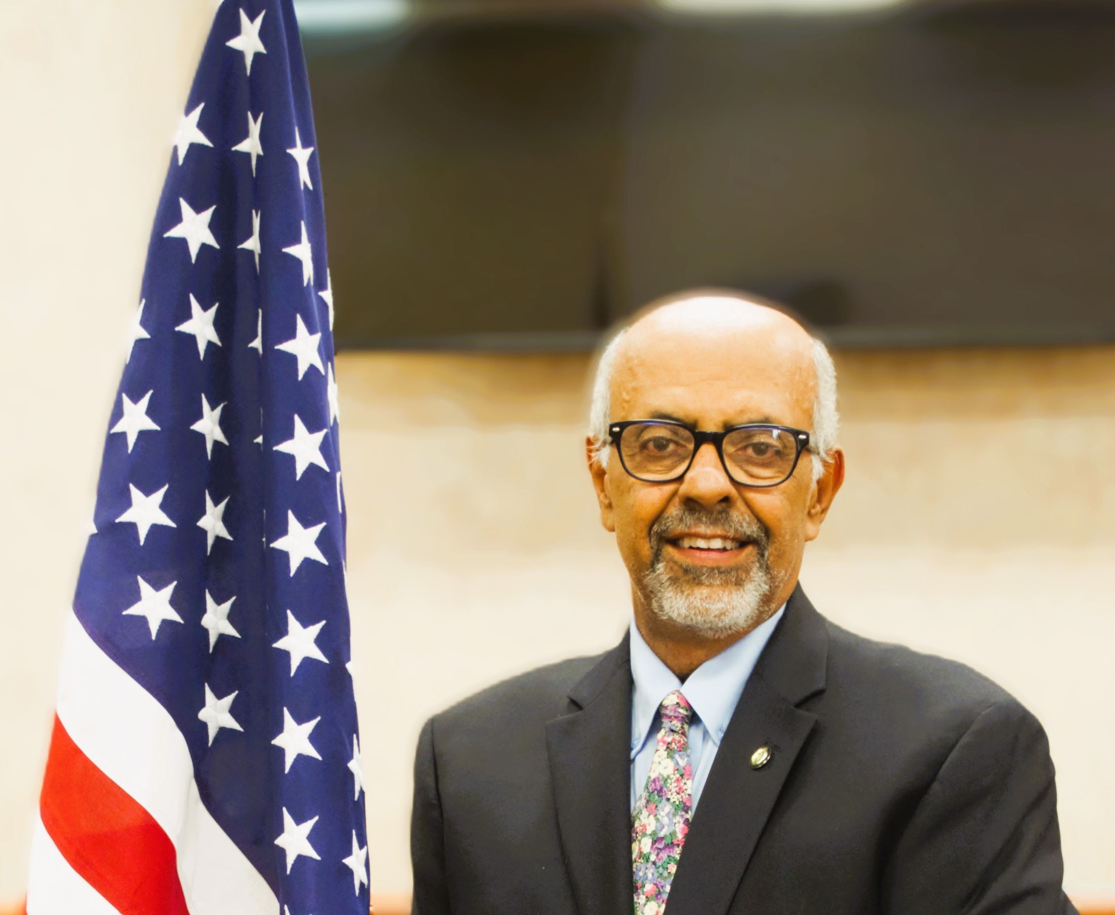 CITY MANAGER-YOST-STANDING-2 (002)