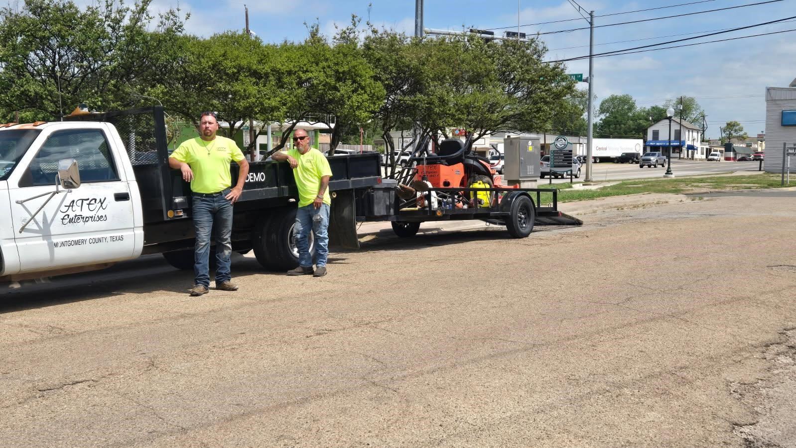 2025.04.17 Atex Enterprised median mowing